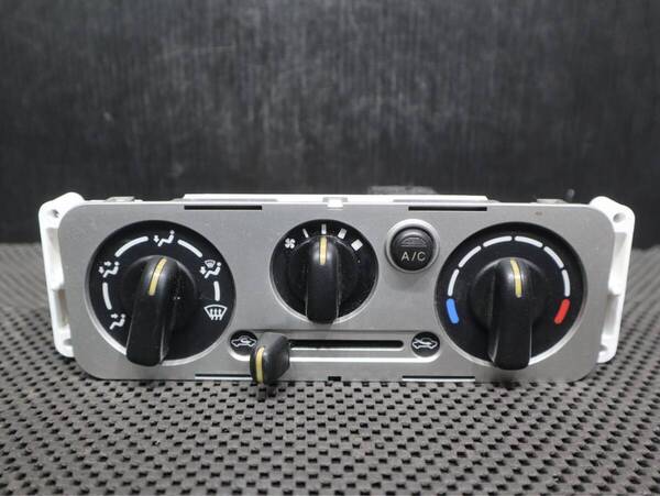 迅速発送 管理C69 ラパン HE21S スピアーノ HF21S エアコンパネル エアコンスイッチ