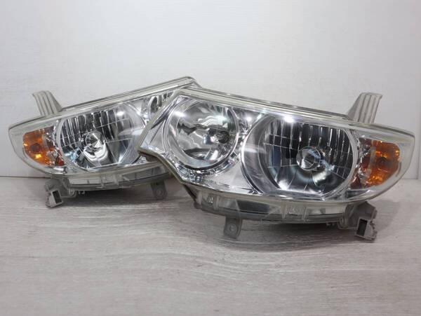 キレイ 破損無し 【コーティング済】 HID キセノン KOITO 100-51944 管理BR51-8 タント カスタム L375S L385S ヘッドライト 左右