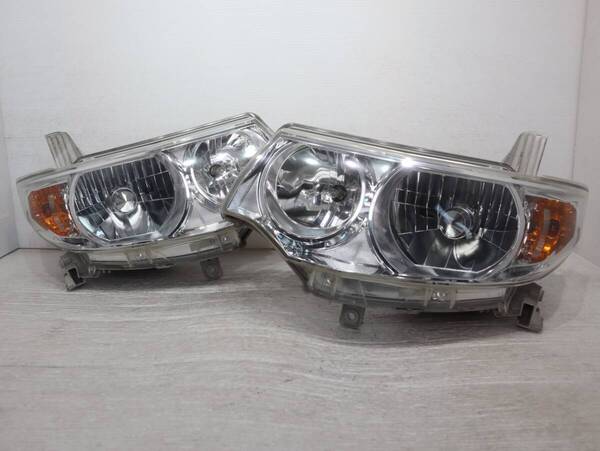 キレイ 破損無し 【コーティング済】 HID キセノン KOITO 100-51944 管理BR51-9 タント カスタム L375S L385S ヘッドライト 左右