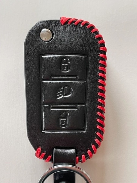 牛革ぴったり収まる プジョー スマートキーケース シトロエン 黒色縫い糸赤 1