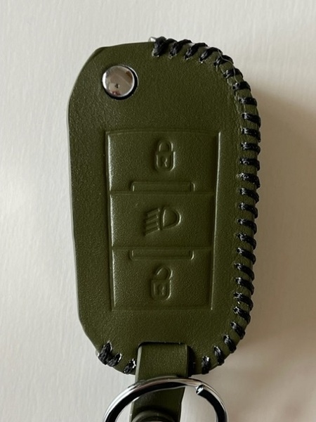 牛革ぴったり収まる プジョー スマートキーケース シトロエン カーキ色縫い糸黒1