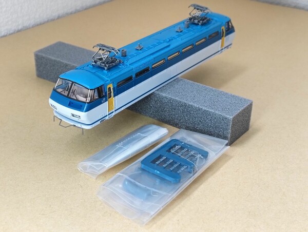 TOMIX ボディーセット(パーツ付き) /7171 JR EF66 100形電気機関車(後期型)ばらし