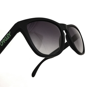 送料無料 レア 交換用レンズ グレー グラデーション 偏光 OAKLEY FROGSKINS GREY GRADIENT オークリー フロッグスキン レンズ拭き付