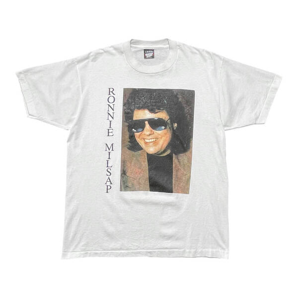 古着 USA製 90S ロニーミルサップ Tシャツ カントリーミュージック 歌手 プリント ヴィンテージ ホワイト シングルステッチ メンズL BA3787