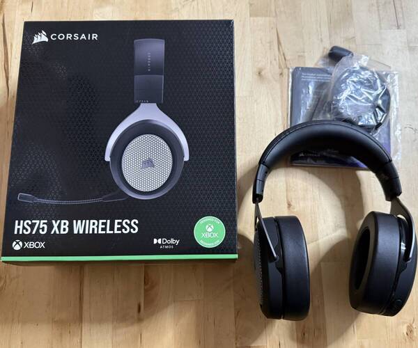 中古美品 CORSAIR Xbox Series X と Xbox One 用 HS75 XB WIRELESS ゲーミング ヘッドセット
