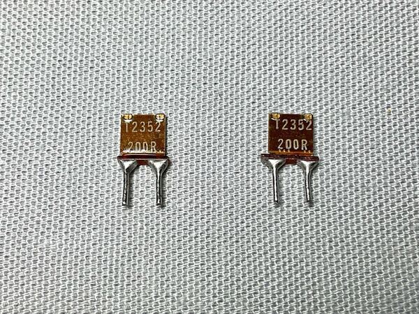VISHAY S102Kのスケルトンタイプ 200Ω 0.1% 中古品 2個セット