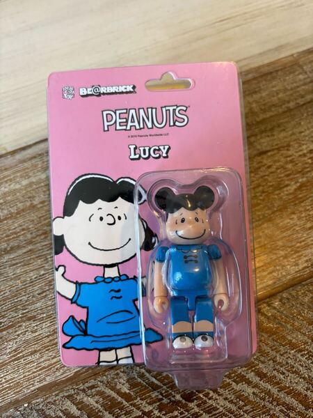 LUCY ベアブリック /BE@RBRICK 100%(メディコムトイ・フィギュア・スヌーピー/SNOOPY・ピーナッツ/PEANUTS)