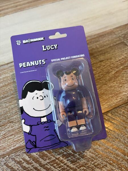LUCY ベアブリック /BE@RBRICK 100%(メディコムトイ・フィギュア・スヌーピー/SNOOPY・ピーナッツ/PEANUTS)