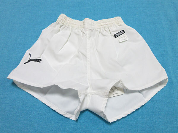 体操服★小学校 中学校★サッカー ショートパンツ★PUMA プーマ★PM-842J★ホワイト×ブラック★130サイズ★未使用
