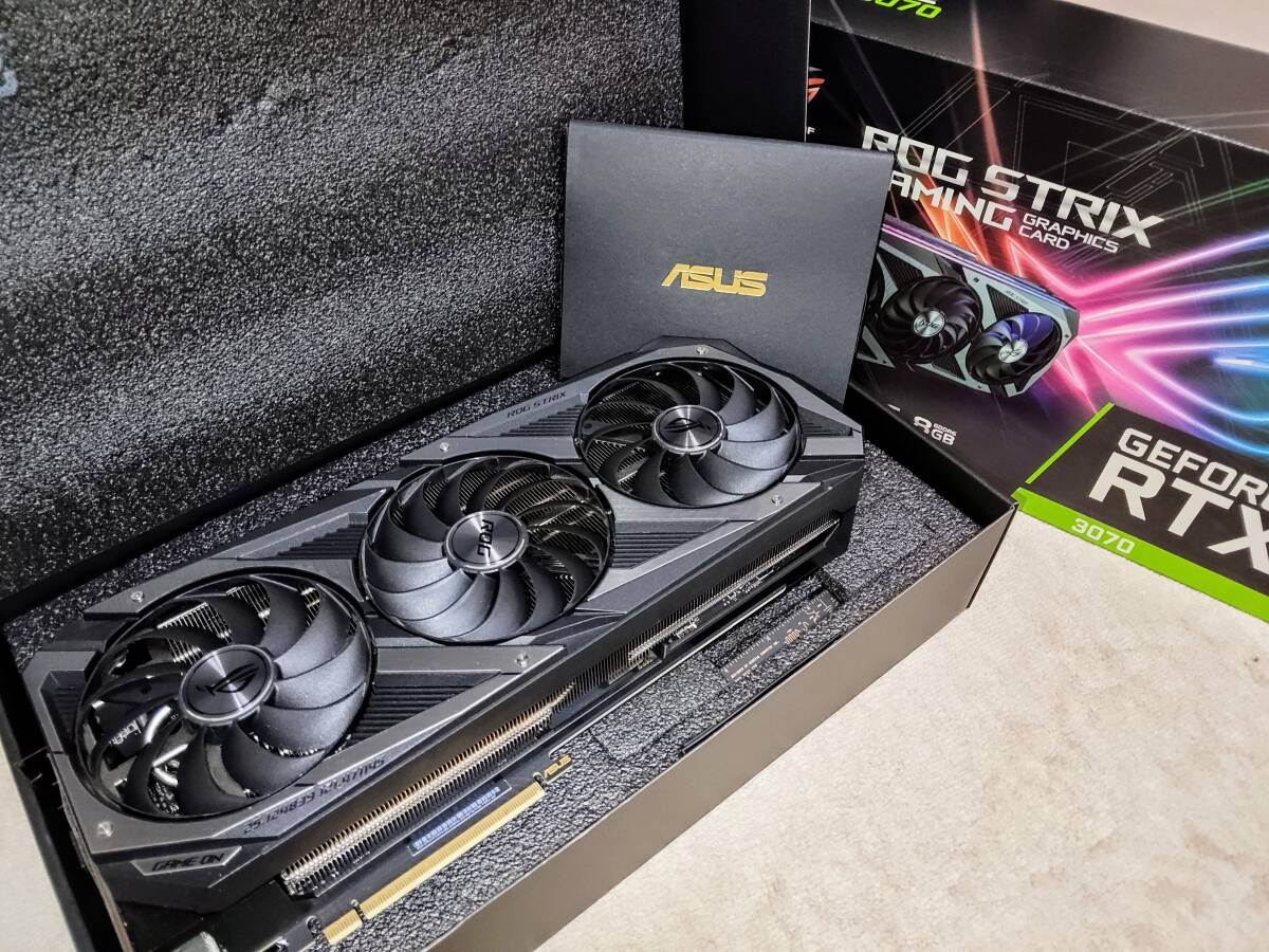 ROG Strix GeForce RTX 3070 OC Edition 8GB GDDR6 | Graphics Cards