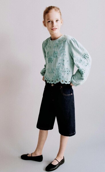 2024SS★新品タグ付★ZARA KIDS カットワーク刺繍入りシャツ 140㎝ 定価4,590円 グリーン 子ども 女の子 ブラウス 春 夏 130
