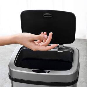 高さ36cmのセンサー式自動開閉ゴミ箱 12L