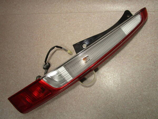 ◎破損品◎ ムーヴ L175S/L185S 後期 テールランプ 右 ICHIKOH D074