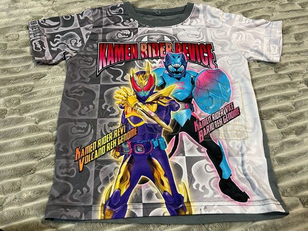 仮面ライダー セイバー 110半袖 パジャマ上のみ