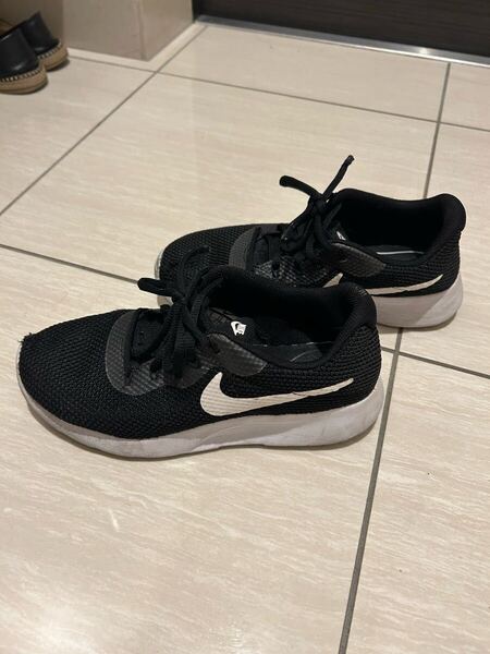 Nike ブラック スニーカー 23.0cm