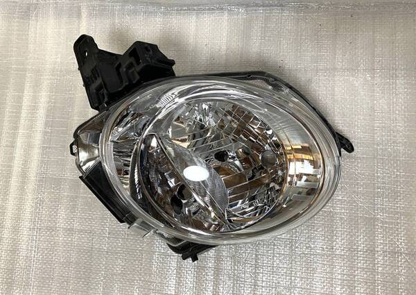破損無・良品 ダイハツ キャスト 左ヘッドライト ランプ LED LA250S 81170-B2610 KOITO 100-69020 純正 送料無料