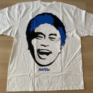 サプール × MASATOSHI HAMADA 印鑑 LOGO S/S TEE BLUE