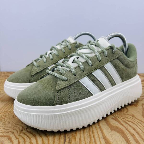 【23.5cm 美品】adidas アディダス 厚底スニーカー 緑 オリーブ グリーン スエード レディース シューズ IH2431