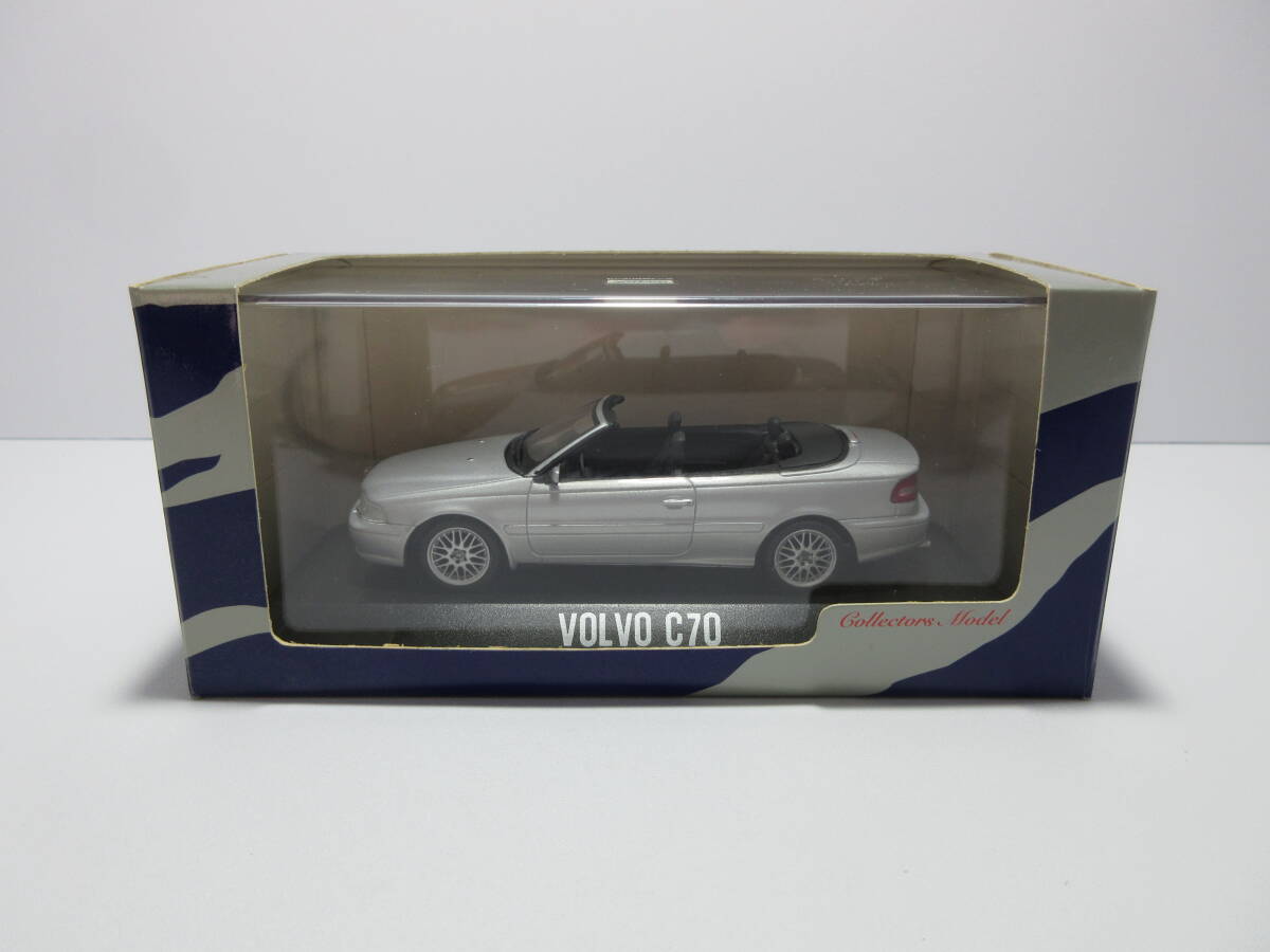 Amazon | ミニカー 1/43 ボルボ C70 レッド ディーラー正規品