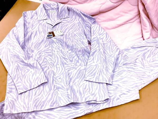 送料無料!新品!メンズMサイズ綿100%柔らか楊柳さらさらパジャマ日本製メーカー品パープル薄手長袖