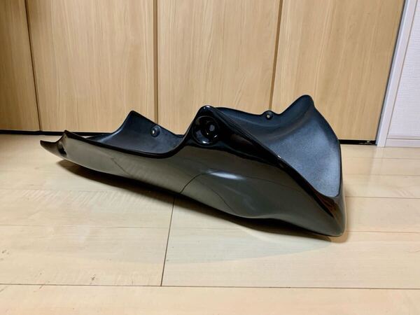 【1品限り!】Z900RS アンダーカウル グロスブラック 社外品 取付金具付属 黒 カスタム