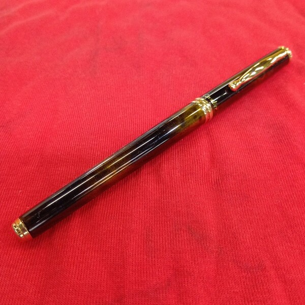 【PILOT 万年筆 cavalier カヴァリエ 黒金 長期保管品 パイロット】