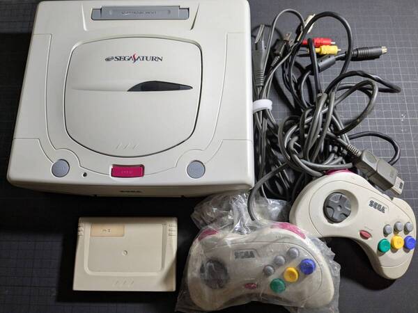 【中古・動作品】セガサターン 本体 コントローラー2個 パワーメモリー