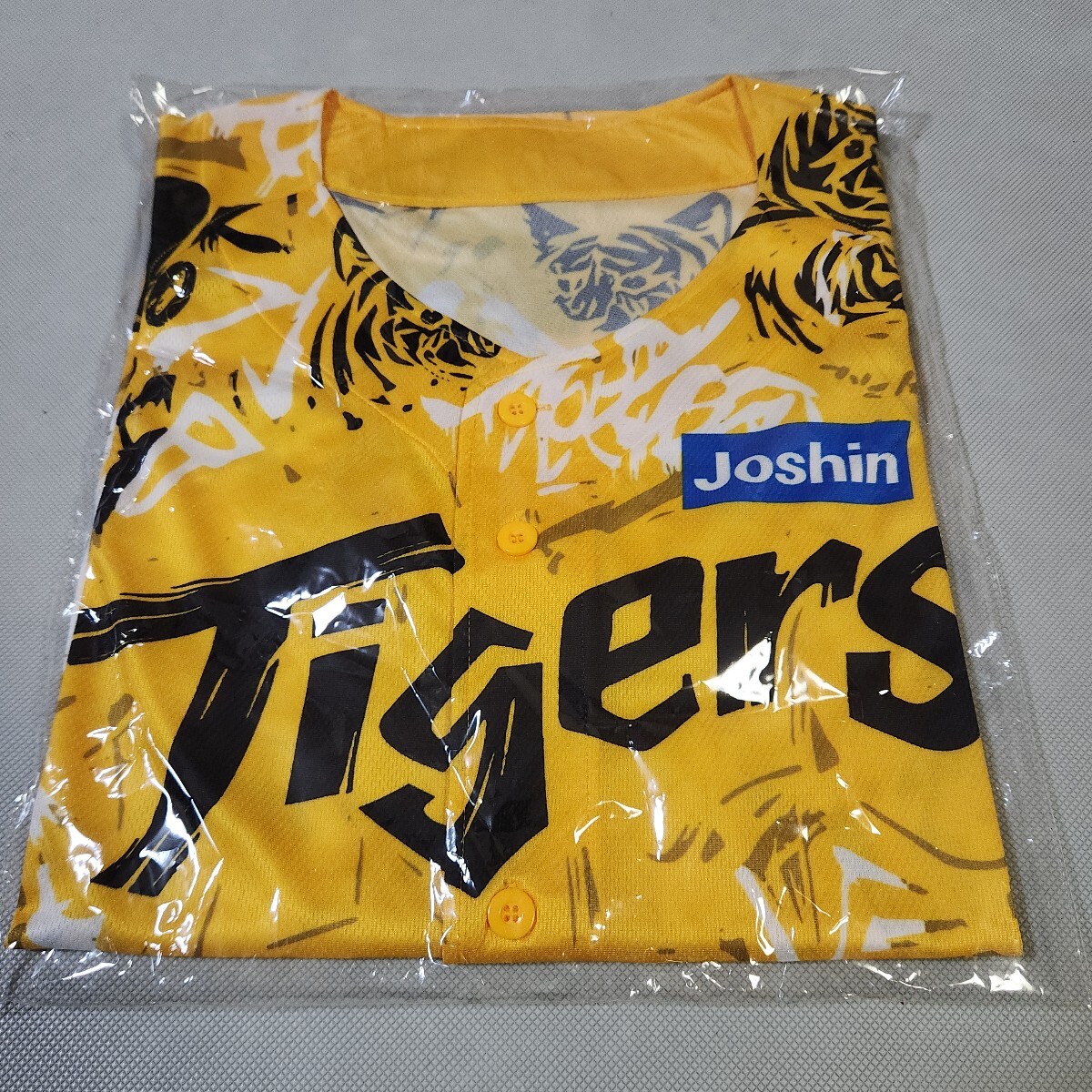 Amazon.co.jp: レア阪神タイガース 優勝 記念 銅板 フレーム