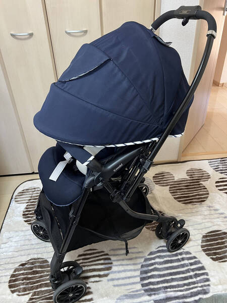 【美品】ベビーカー コンビ 4キャス Combi オート4キャス