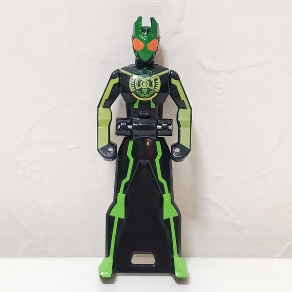 即決 DX ガタキリバ レンジャーキー 仮面ライダーオーズ 海賊戦隊ゴーカイジャー モバイレーツ 対応