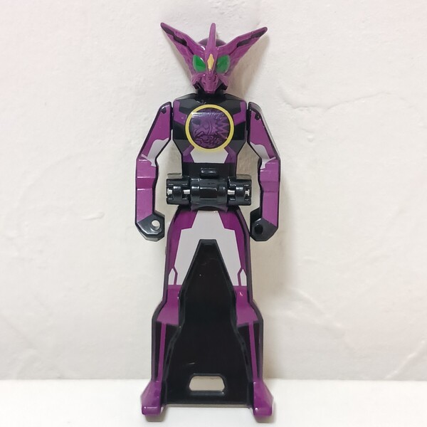 即決 DX プトティラ レンジャーキー 仮面ライダーオーズ 海賊戦隊ゴーカイジャー モバイレーツ 対応