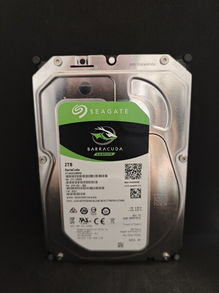 3.5インチ HDD Seagate BARRACUDA ST2000DM008 2TB (5870)