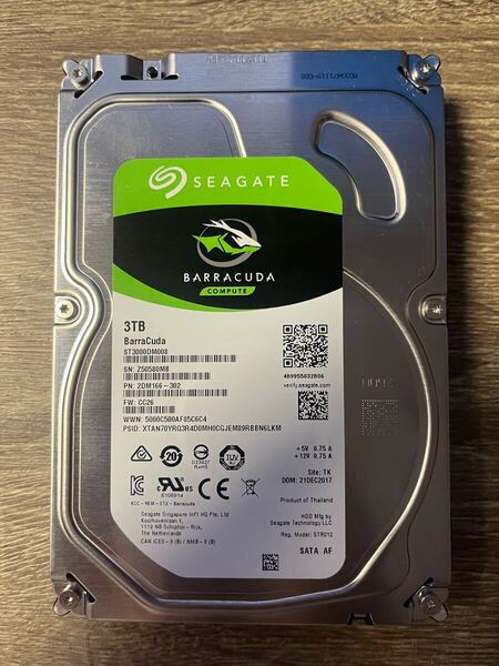 【使用時間短】3.5インチ HDD Seagate BARRACUDA ST3000DM008 3TB (117)