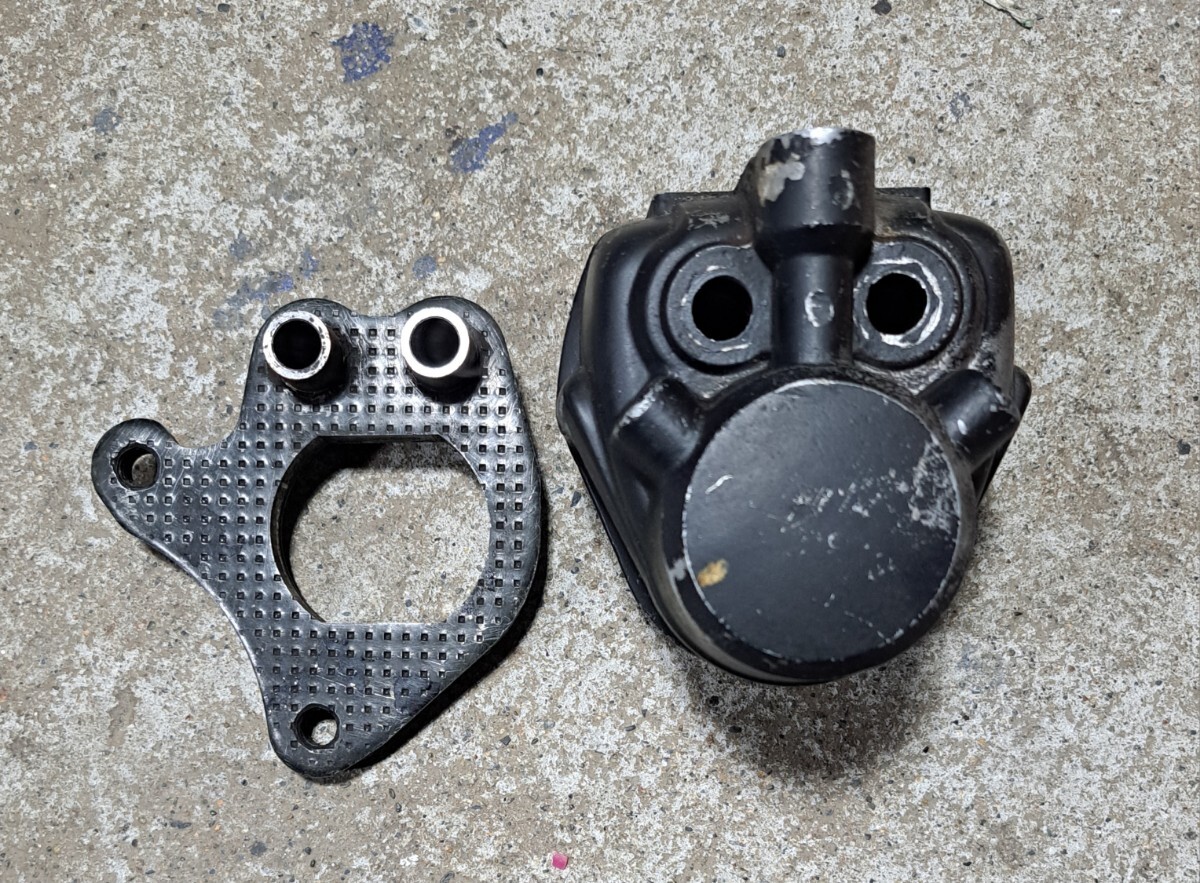 新品 カワサキ KZ900 Z1 Z2 ブレーキキャリパー 左右ペアセット