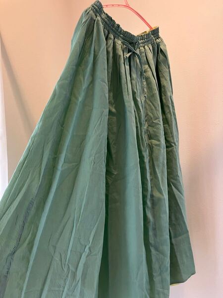 新品★リバーシブルスカート★綿スカート★コットン100★黄緑★2ウェイスカート★Aラインスカート★フリーサイズ★ロングスカート