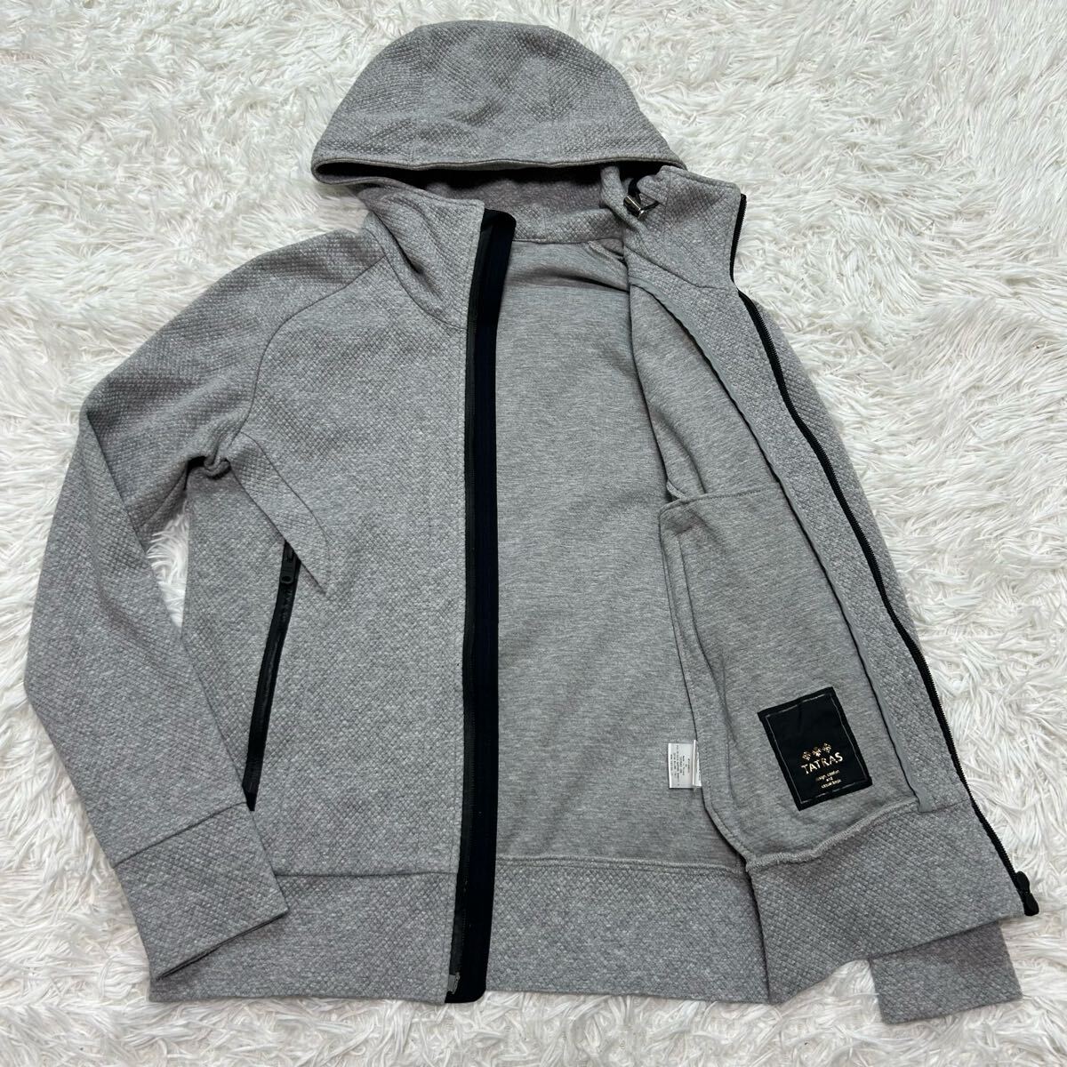 タトラス 希少 ボア もこもこ パーカー ワッペン ダブルジップ グレー タトラス 希少 ボア もこもこ パーカー ワッペン ダブルジップ