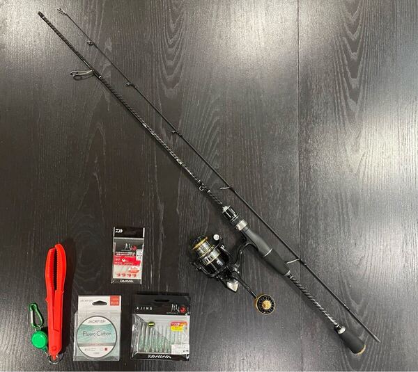 ★送料無料&ライン100mオマケ★アジング釣りセット2ピーススピニングロッド180cm(UL)2000番リール・ダイワ月下美人ワーム&ジグヘッド他付