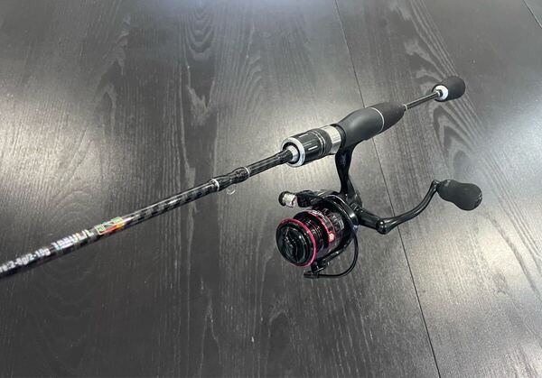 ◆送料無料&ライン100m◆アジング釣り2ピースロッド168㌢&1000番スピニングリール・フロロカーボン4lb リール糸巻き付きアジングメバリング