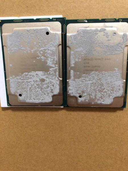 Intel Xeon Gold 6240 SRF8X 18C 2.6GHz 3.3/3.9GHz LGA3647 2個セット