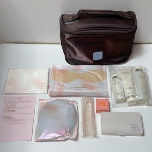 送料無料 即決 未使用 保管品★JAL FIRST CLASS ファーストクラス アメニティ 資生堂 クレ・ド・ポー ボーテ 洗顔フォーム 化粧水 美容液