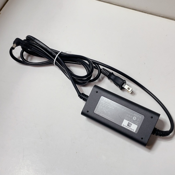 送料無料 即決 中古★Oppo オウガ ジャパン 純正 SoftBank CKBシリーズ専用 ACアダプター OPC3HAJH センタープラス 12V 3A ピン有り