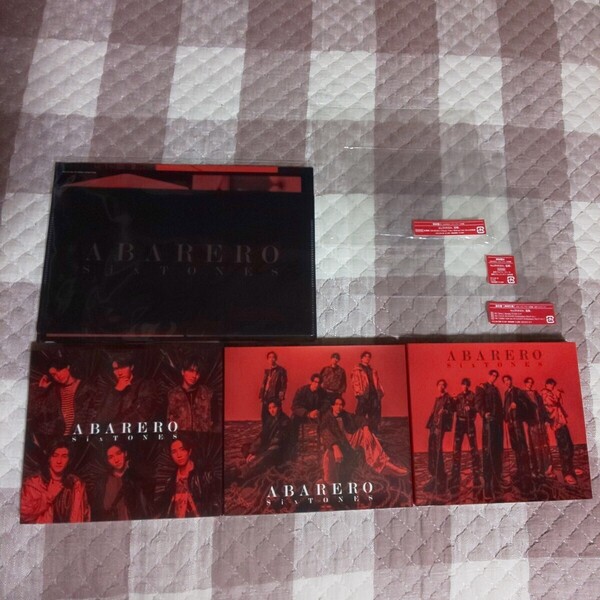 先着予約特典(新品未開封)*初回盤A B通常盤 初回仕様 SixTONES ABARERO CD DVD シングル*マルチケース 卓上カード クリアファイル アバレロ
