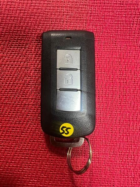 送料込 MITSUBISHI 三菱純正 EKワゴン アイ アウトランダー ミラージュ等 007YUUL0422 2ボタン スマートキー キーレス リモコン 鍵 (55)