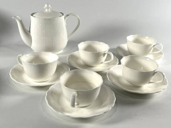 【送料無料】Noritake ノリタケ テーポット カップ&ソーサー トレイ皿 5客セット現状販売