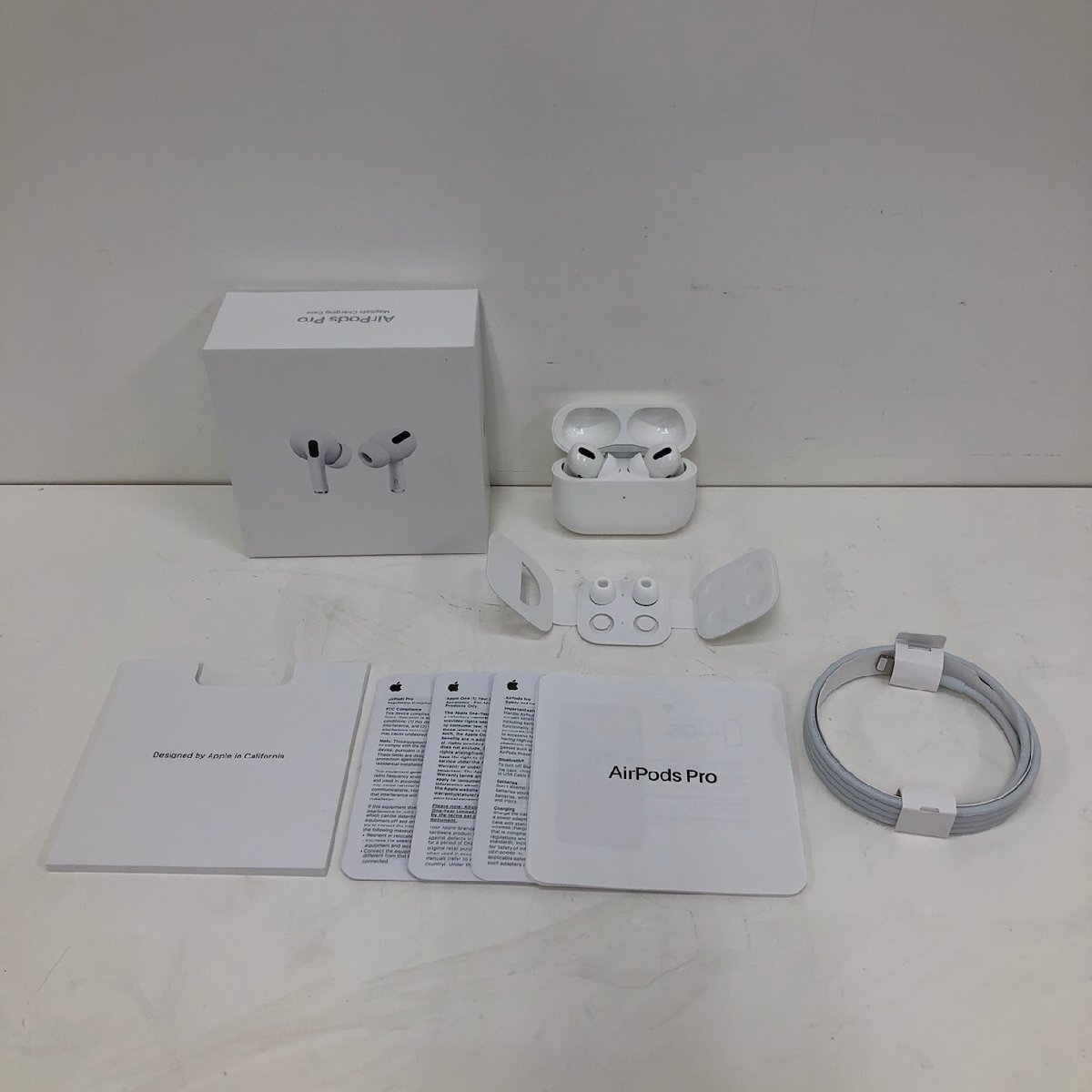 Yahoo!オークション -「airpods a2190」の落札相場・落札価格