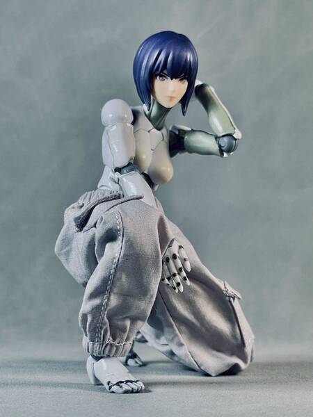 1/12スケール ズボン カーゴパンツ メガミデバイス蝸之殼 MW21Cグレー 素体 MAFEX FIGMA MEZCO