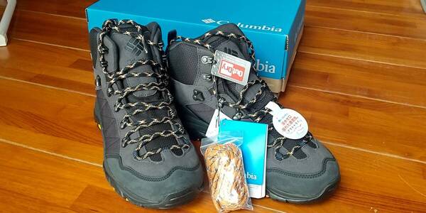 コロンビア(Columbia) 登山靴 スティーンズピーク(メンズ)ブラック YM5647 size 27.0 未使用