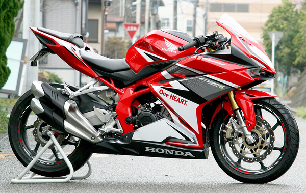 新品 ('17~'25) CBR250RR(MC51/2BK-MC51/8BK-MC51) フェンダーレス BK Ver.