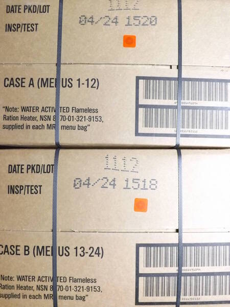 送料込み☆MRE 2箱セット☆送料無料☆米軍放出品 レーション 24個 2024年検品 A and Bセット 戦闘糧食 実物希少品 未開封☆