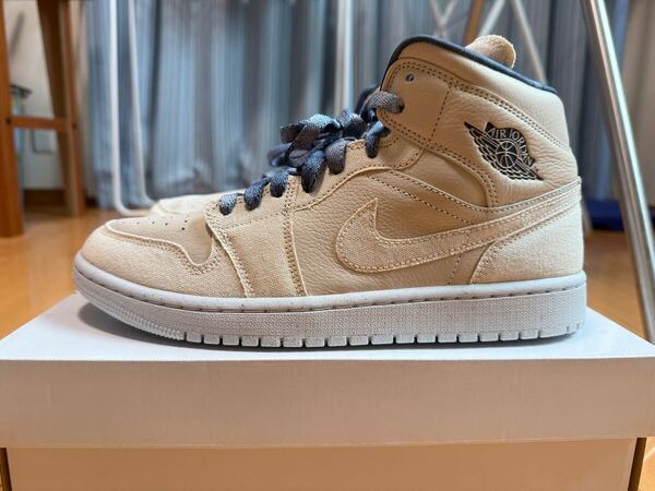 送料無料 新品未使用 Nike Women's Air Jordan 1 Mid SE Sanddrift/Indigo ナイキウィメンズエアジョーダン1ミッド 27cm 海外正規品